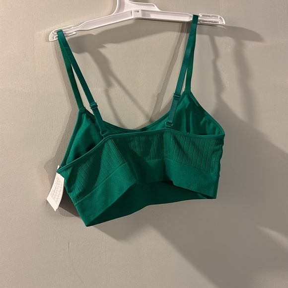 NWT Auden seamless ribbed bralette. - Picture 3 of 5